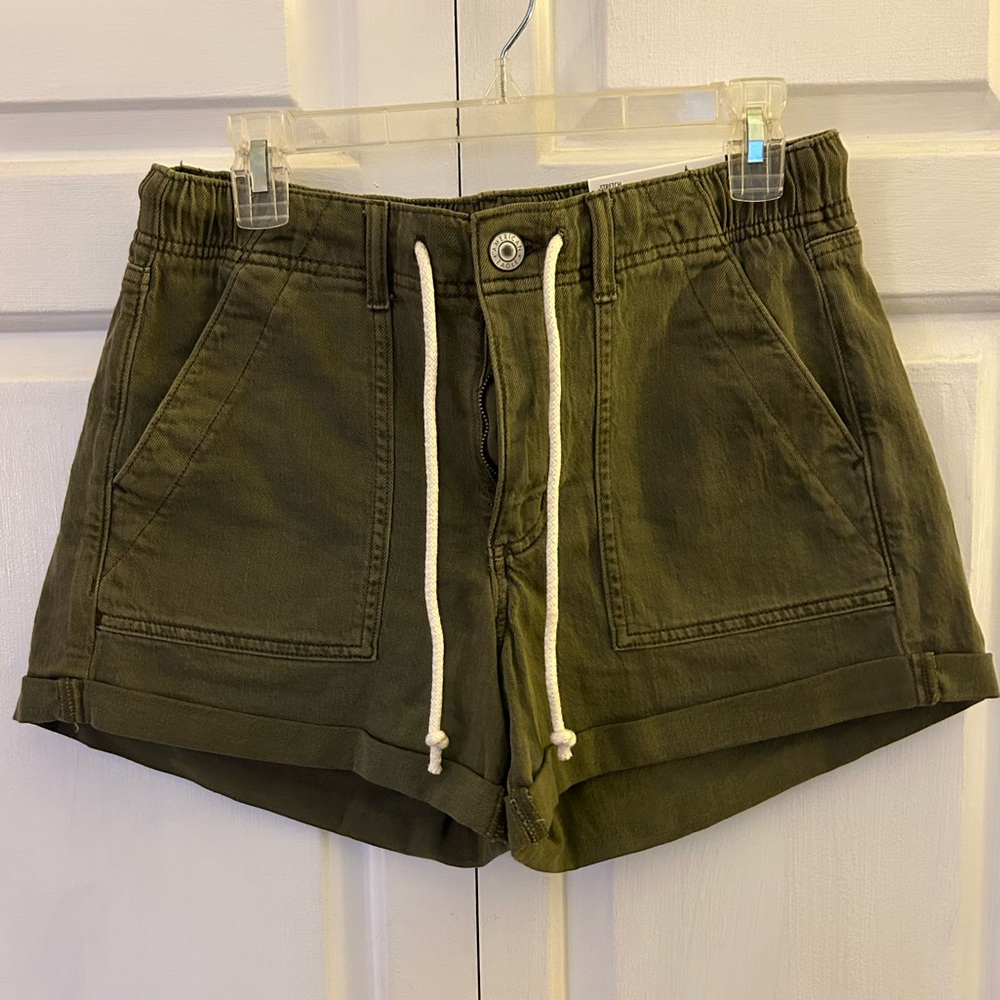 Stretch Olive Green Tomgirl Shorts - NWT!
